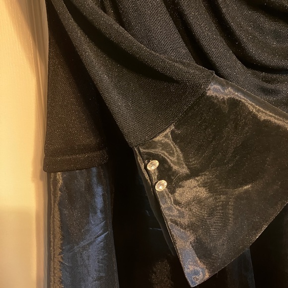 JS Collections Formal Gown - Picture 4 of 8